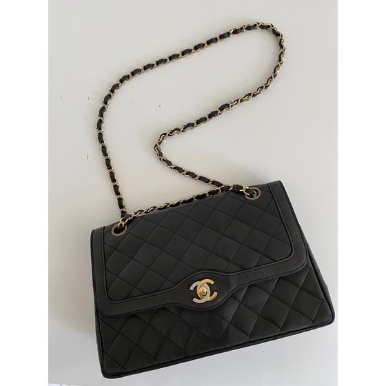Vintage and Musthaves. Chanel black medium double flap bag 