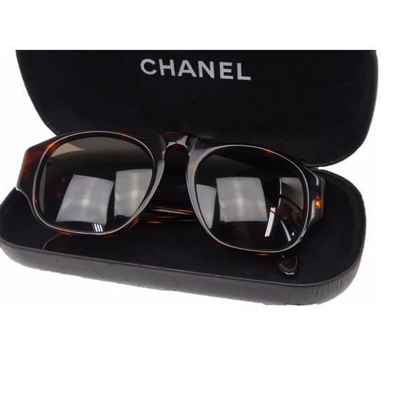 Picture of Chanel tortoiseshell sunglasses