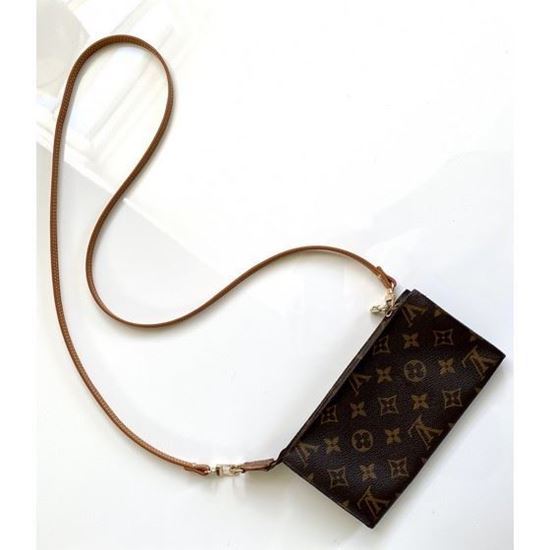 Louis Vuitton Pochette Crossbody Bags