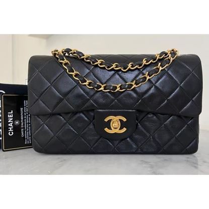 Image of Chanel small 2.55 timeless classic double flap bag VM221032