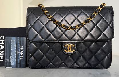 Image of Chanel 2.55 timeless classic flap bag VM221044