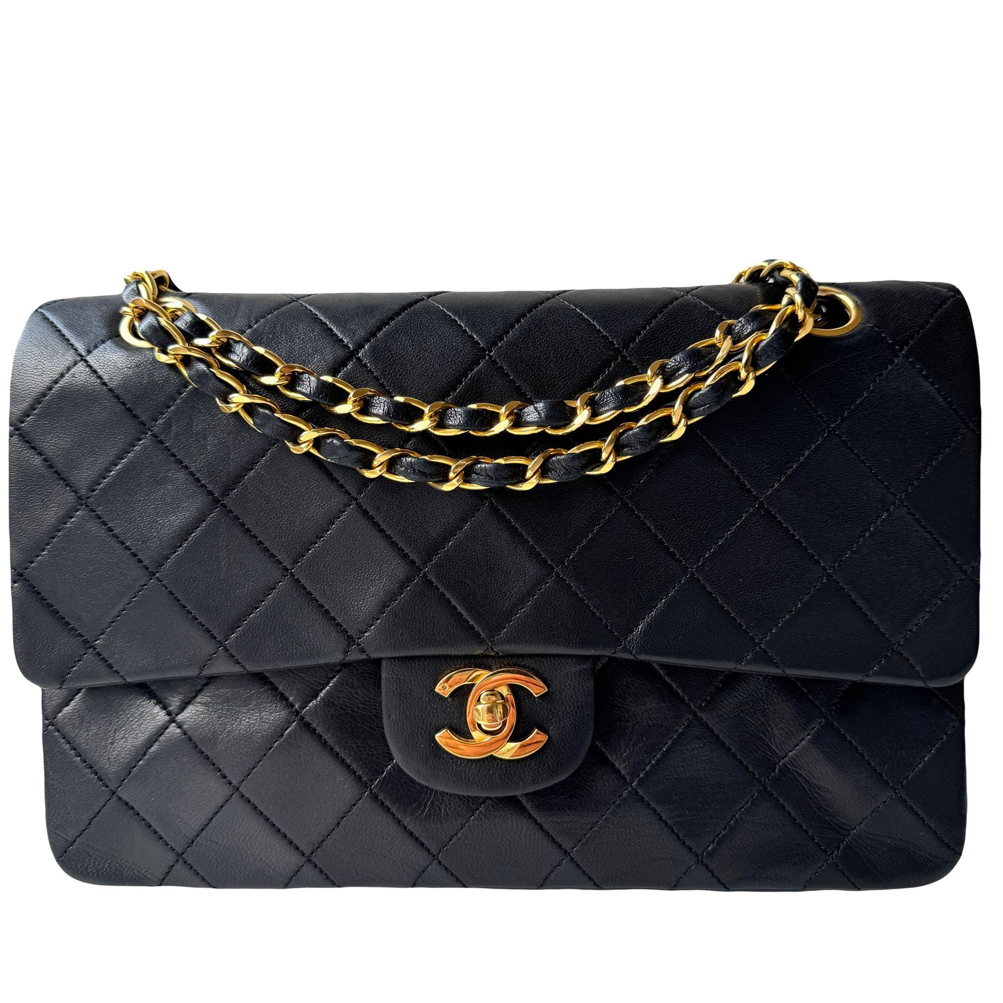 Picture of Chanel medium 2.55 timeless classic double flap bag VM221281