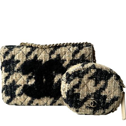 Image of Chanel fullflap tweed crossbody bag with pouch, beige black with goldhardware  VM221300