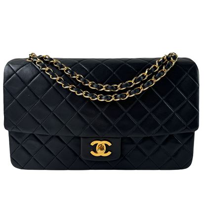 Image of Chanel medium/large 2.55 timeless classic single flap bag VM221316