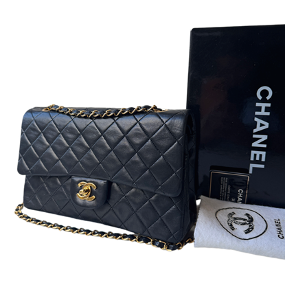 Image of Chanel medium 2.55 timeless classic double flap bag VM221404